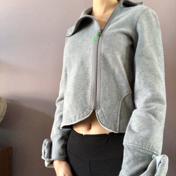 Vintage Lululemon runner’s sweater w gloves - Picture 1 of 8